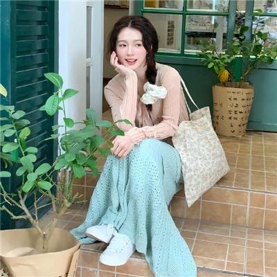 两只小猫的故事
